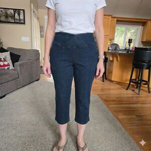 NWT Women with Control by Renee Greenstein sz medium denim tummy control capris